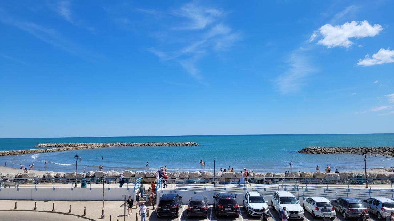 Le Dauphin Bleu Hotel Saintes-Maries-de-la-Mer Exterior foto